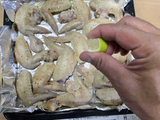 【レモン料理】手羽先をオーブンで焼いてレモンを一絞りすると美味しい！！
